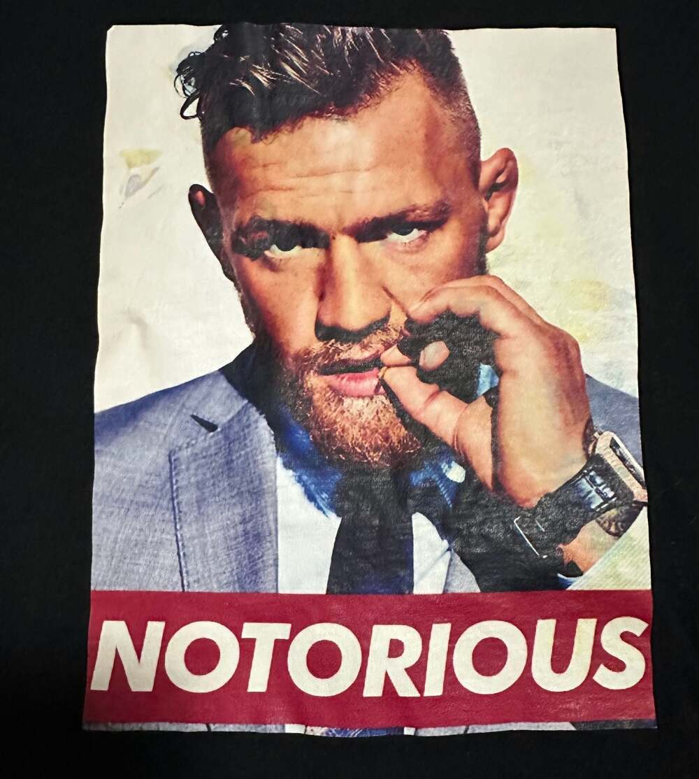 Gildan Conor McGregor Notorious Graphic T-Shirt Size Large